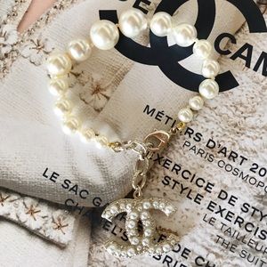 CHANEL CLASSIC PEARL CC Bracelet